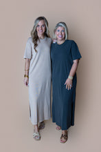 Load image into Gallery viewer, Black Everyday Long Dress
