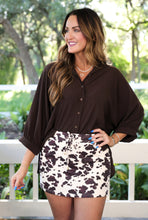 Load image into Gallery viewer, Sloan Chocolate Oversized Top
