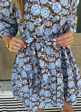 Load image into Gallery viewer, Valerie Brown &amp; Blue Long Sleeve Floral Dress
