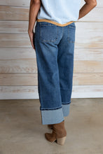 Load image into Gallery viewer, Dark Denim Cuff Kancan Jean
