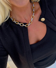 Load image into Gallery viewer, Margo Necklace
