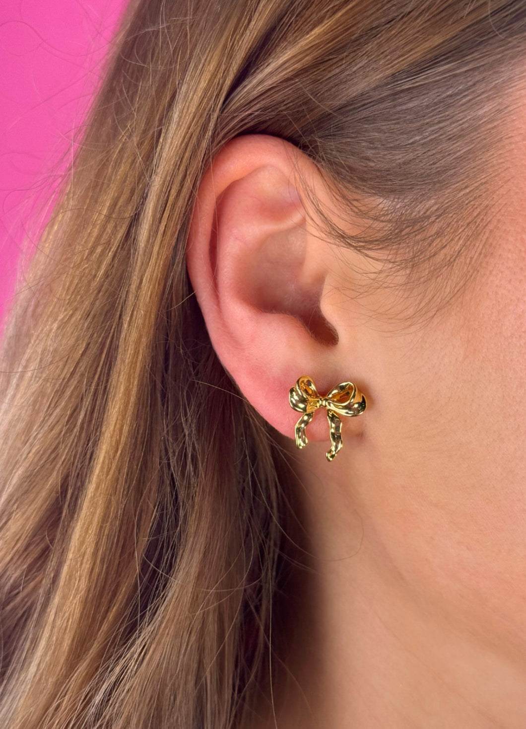 Golden Bow Stud