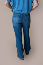Load image into Gallery viewer, Dark Denim Judy Blue High Wasted Tummy Control Straight Jean
