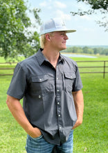Load image into Gallery viewer, Black Pearl Snap Western Pocket Cowboy Fit
