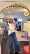 Load image into Gallery viewer, Medium Wash Dark Stitch Palazzo Judy Blue Jeans
