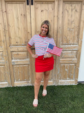 Load image into Gallery viewer, Patriotic White Stripe Basic Top
