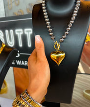 Load image into Gallery viewer, Glam Heart Necklace

