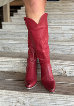 Load image into Gallery viewer, Red Wilder Boot
