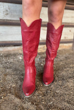 Load image into Gallery viewer, Red Wilder Boot
