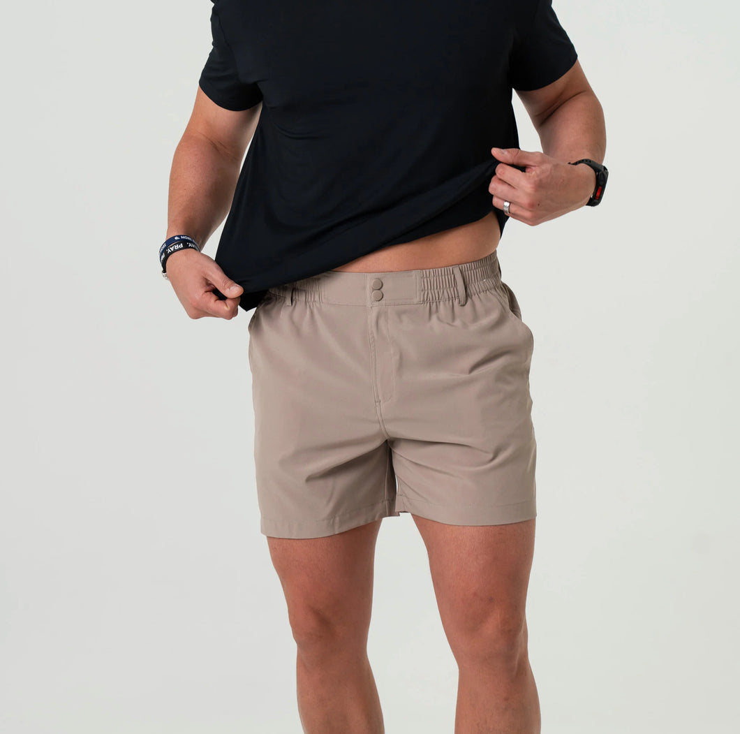 Cobblestone Khaki Duck Pocket 7 inch Everyday Short