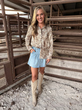 Load image into Gallery viewer, Snakeskin Long Sleeve
