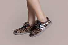 Load image into Gallery viewer, Leopard Madden Sneaker

