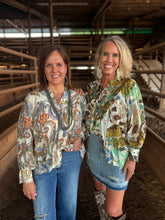 Load image into Gallery viewer, Blue &amp; Tan Western Bubble Sleeve Top
