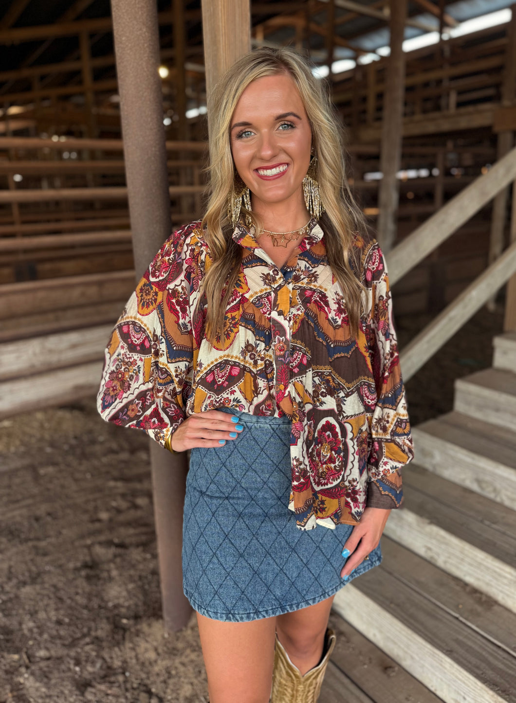 Western Design Chocolate Bubble Sleeve Top