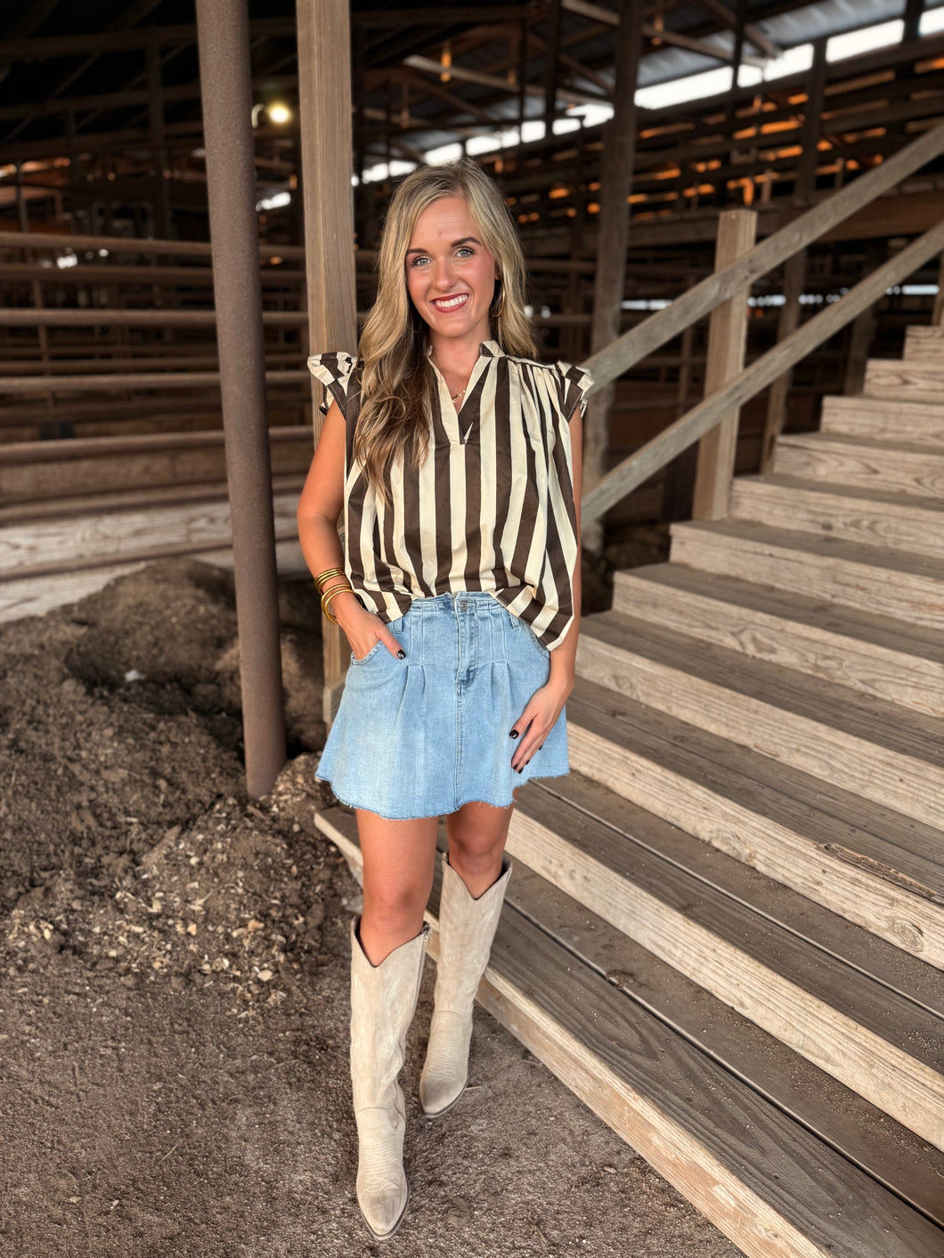 Chocolate Bold Striped V Top