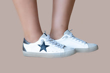 Load image into Gallery viewer, Black Lizard Shu Shop Sneaker
