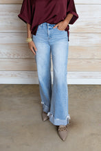 Load image into Gallery viewer, Super High Rise Wide Leg Jean
