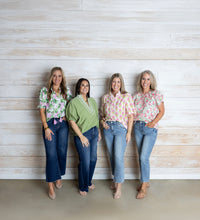 Load image into Gallery viewer, Carol Pink Floral Top
