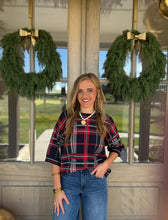 Load image into Gallery viewer, Navy Plaid Short Sleeve Sweater Top

